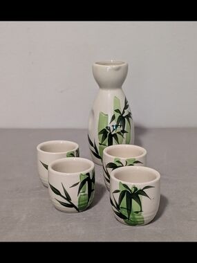 Hand-Painted Ceramic Sake Set in Green